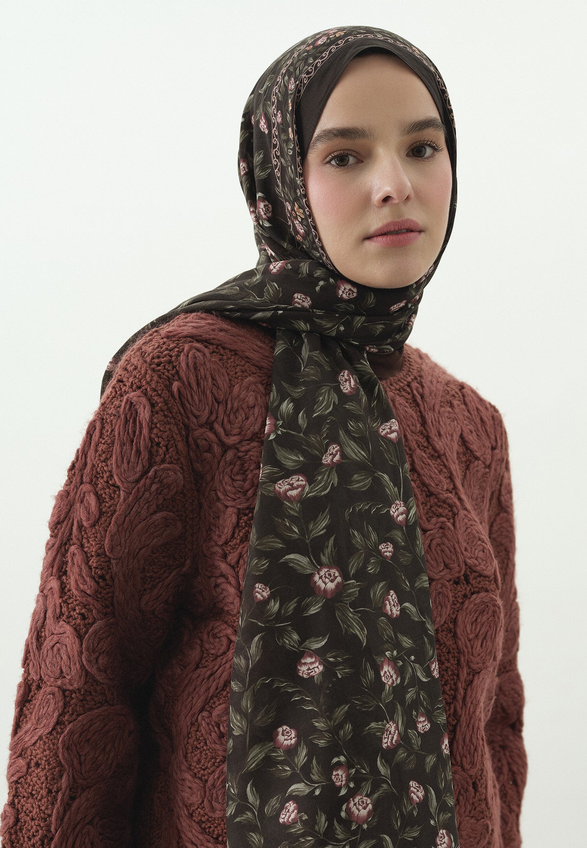 Leana Desin Cotton Hijab CHOCO - Fresh Scarfs