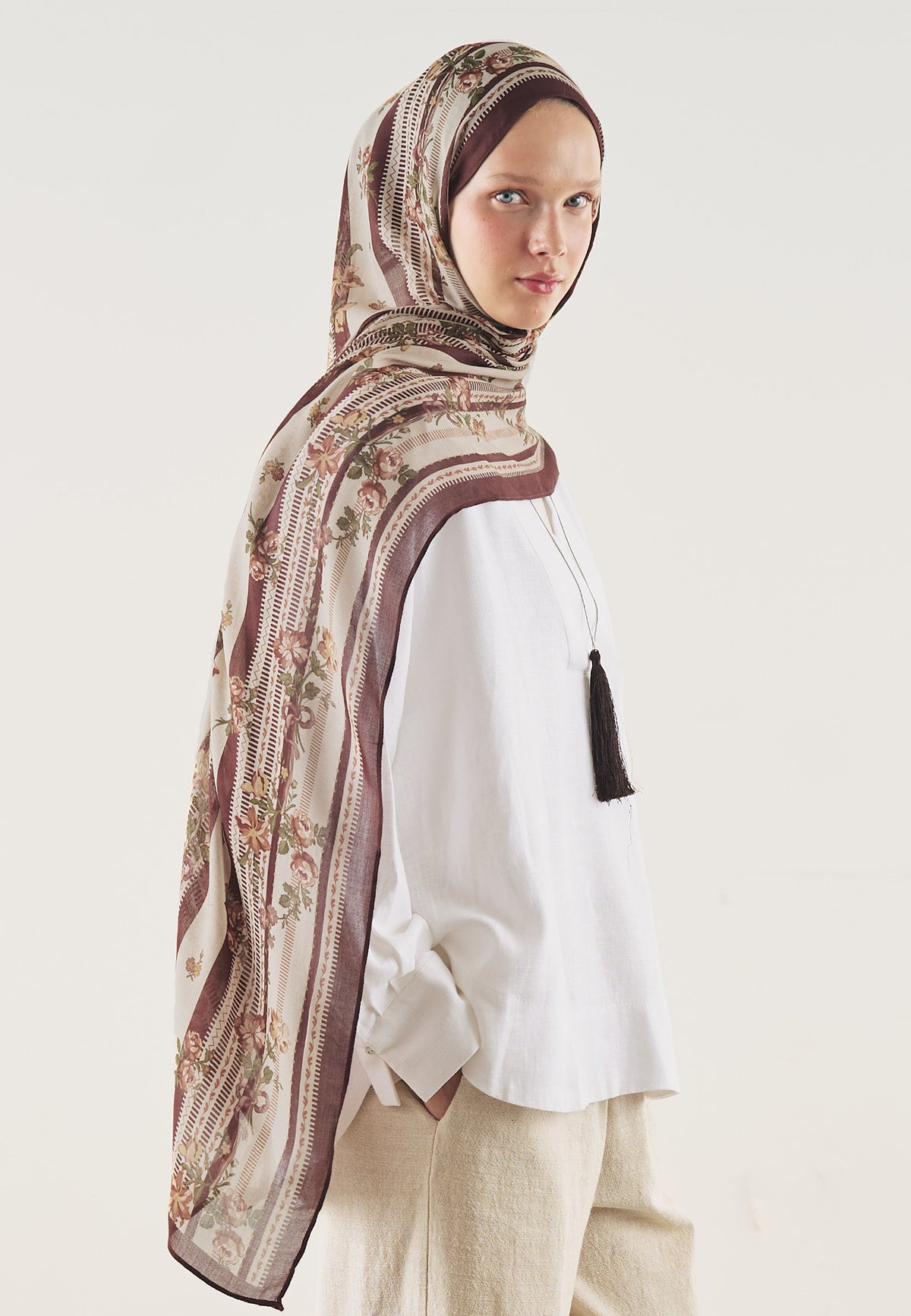 Floral Touch Patterned Soft Viscose Bordeaux- Fresh Scarf