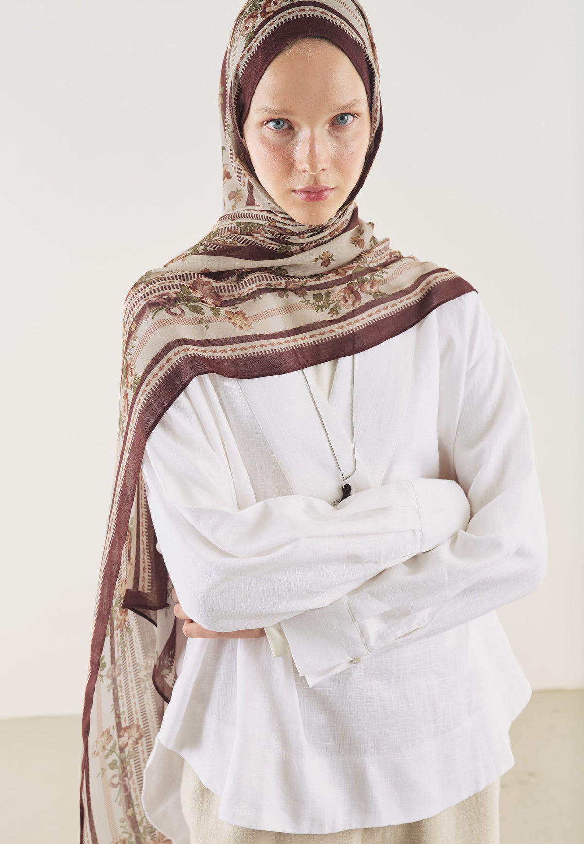 Floral Touch Patterned Soft Viscose Bordeaux- Fresh Scarf