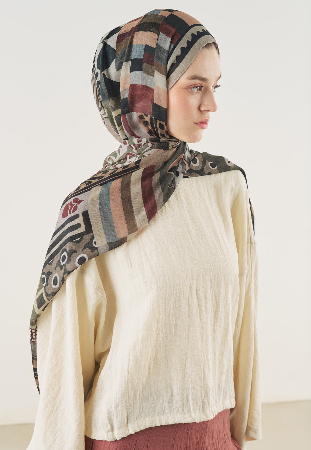 Petra Desin Soft Cotton Hijab Black - Fresh Scarf
