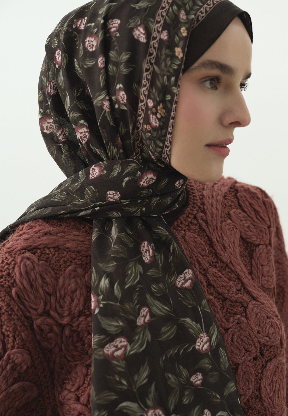 Leana Desin Cotton Hijab CHOCO - Fresh Scarfs