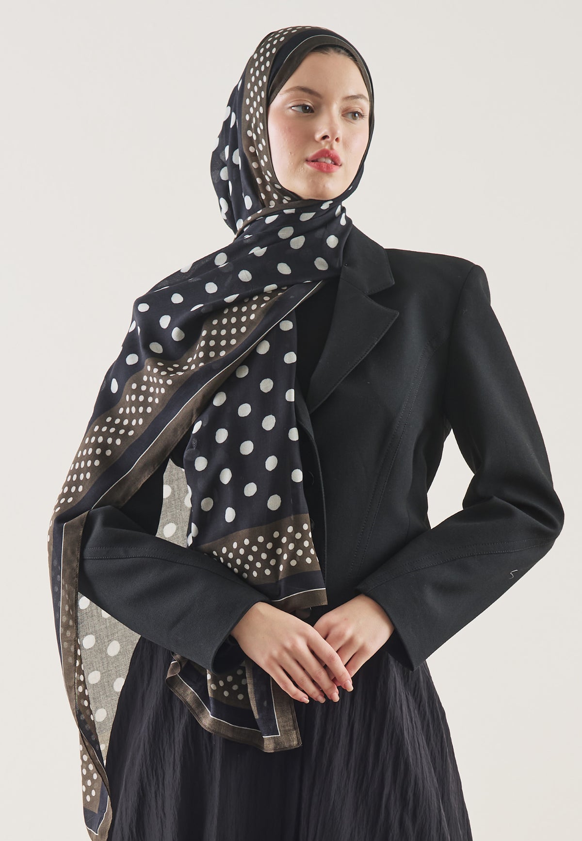 Small Polka Dots Desin Hijab Black - Fresh Scarfs